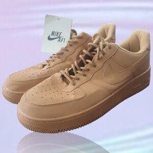 Nike Men's Beige Sneakers Size 11